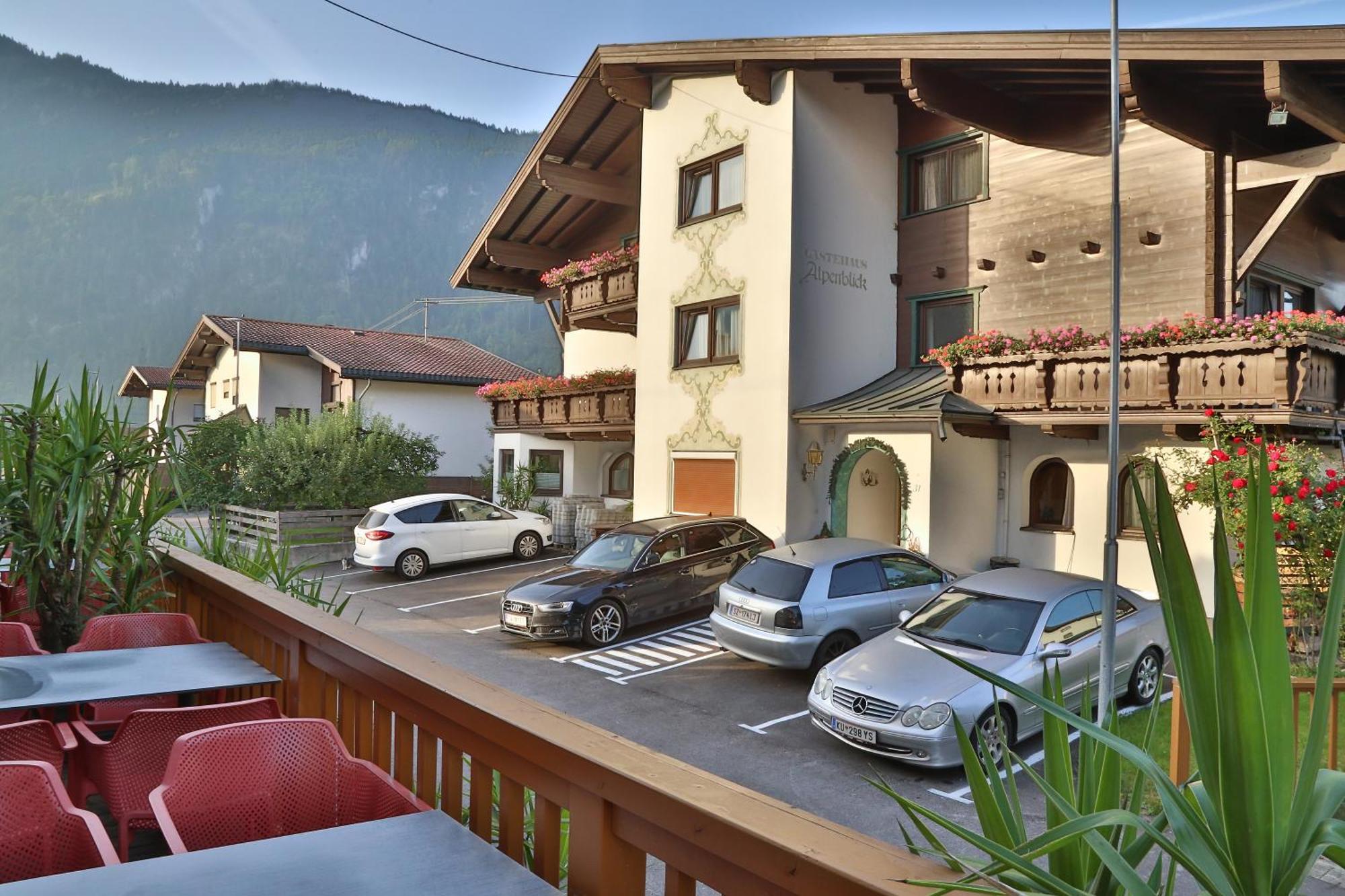 Gasthof Pension Alpenblick Hotel Radfeld Exterior photo